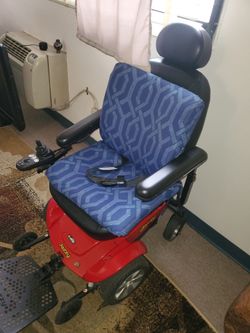 Pride mobility jazzy power wheelchair