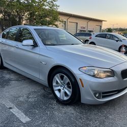 2012 BMW 528i