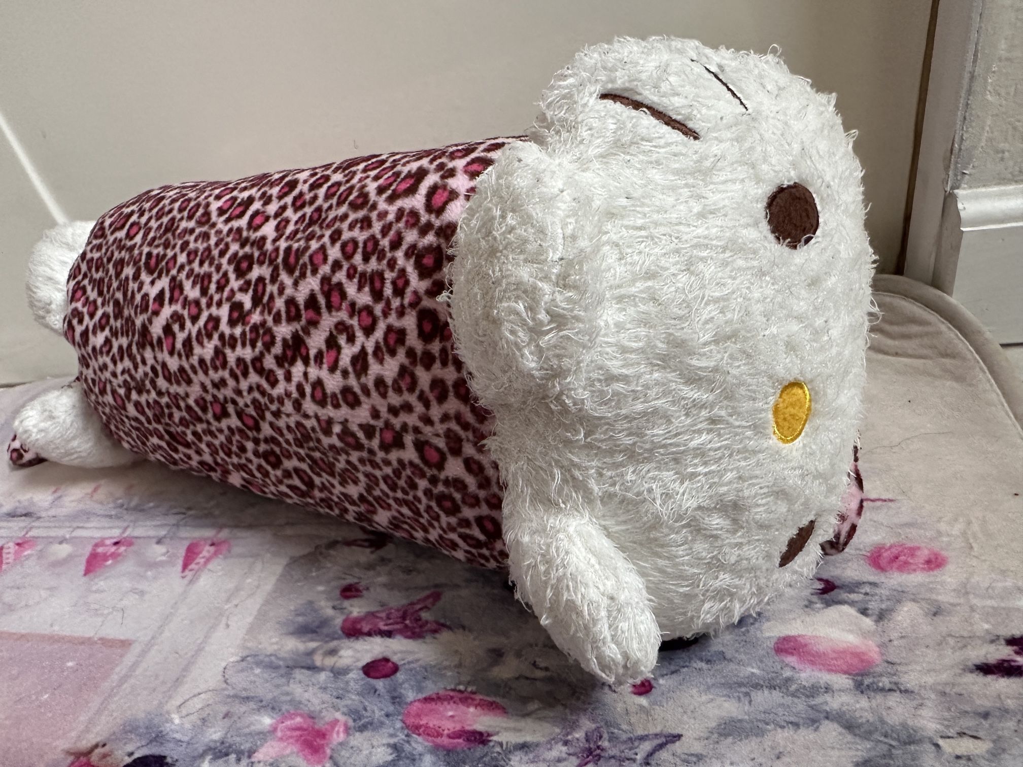 Hello kitty plush pillow 24”