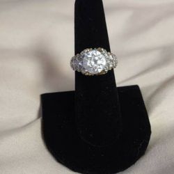 Beautiful Wedding Ring Large Cubic Zirconia

