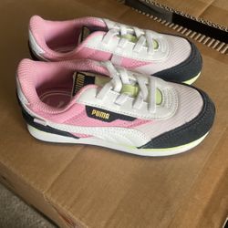 NEW Puma Shoes Girl Shoes Size 10C