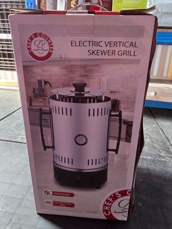 Electric vertical skewer grill