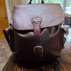 Saddleback leather simple backpack in chestnut 
