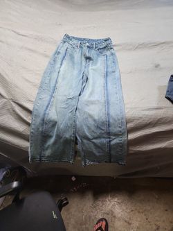 DAZY JEANS SIZE LARGE