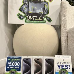 Apple iPhone 15 pro 5G 128gb unlocked floor model 