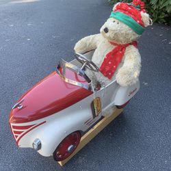 Starbucks 2002 Limited Edition Gendron Roadster w/Holiday Bearista 