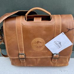 New With Tags Canyon Leather: Old Fort Canyon CS226-26 Distressed Buffalo Hide Laptop Briefcase Shoulder Bag