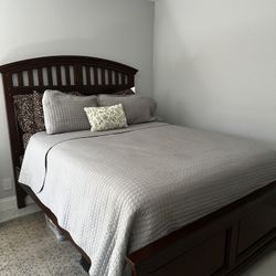 Queen Bedroom Set- Haverty’s