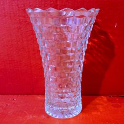 Vintage: Beautiful Indiana Whitehall Clear Glass 10" Vase. Flaired Cubist Pattern. (Heavy) 