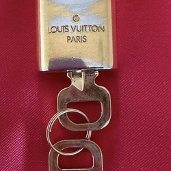Louis  Vuitton  Lock W/2 Keys  # 306