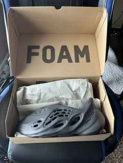 Yeezy Foam Runner ‘Onyx’ Mens Sz 10
