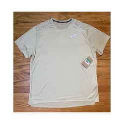 Nike Dri-FIT Miler Short Sleeve Running t-shirt light green Men’s sz XL NEW!