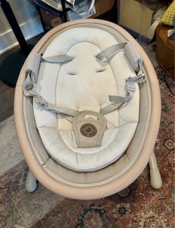 Maxi-Cosi Cassia Baby Swing (automatic - several speeds and movements) – Like New