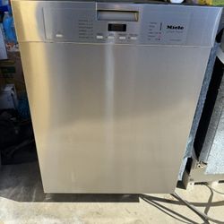Miele Dishwasher 