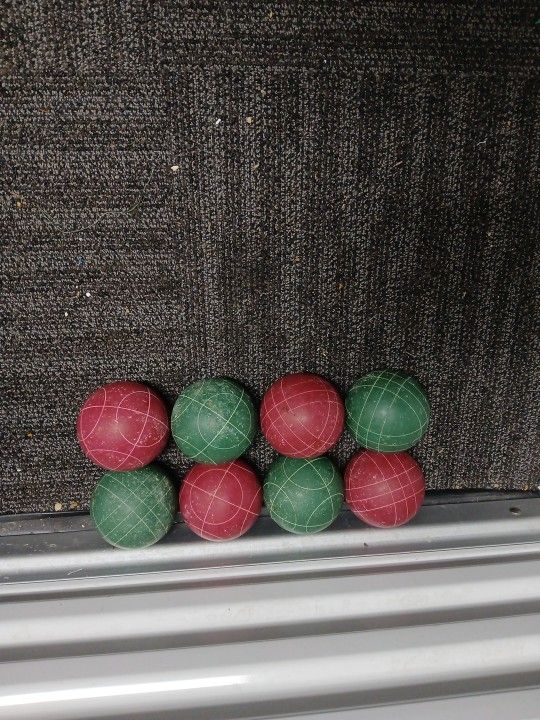 Bochy Balls 8 Balls Good Cond