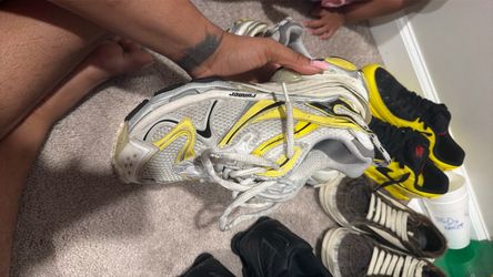 Nike Runner Sneakers White and Yellow