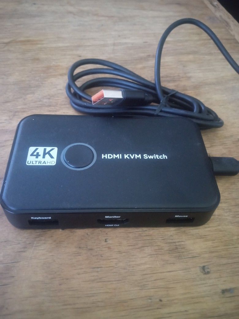 HDMI KVM SWITCH 2 PORT FOR COMPUTER SHARIN 4K 60HZ ULTRA HD