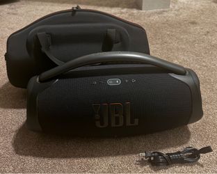 JBL Boombox 3 with Case