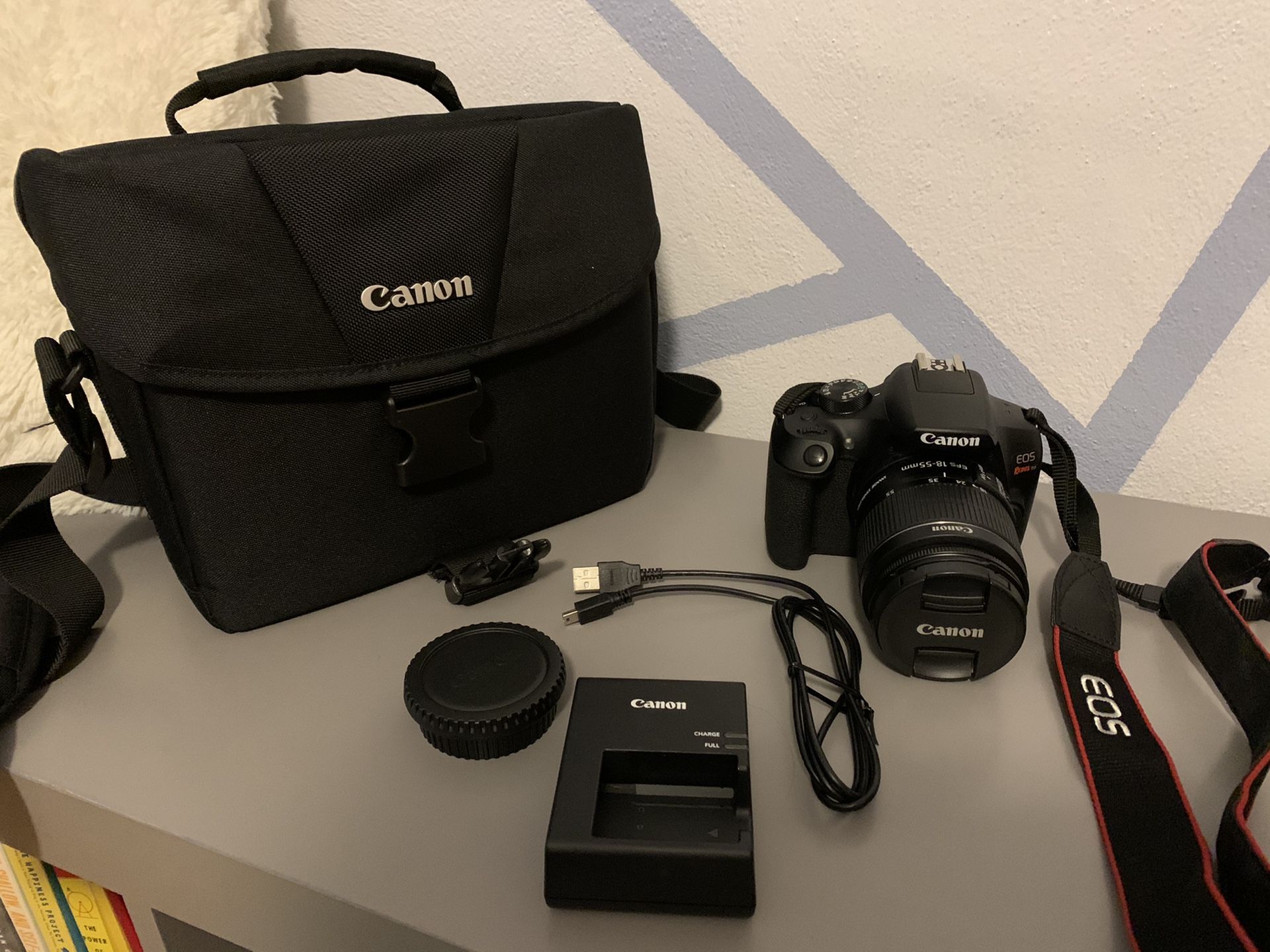 Canon EOS Rebel T6 camera set