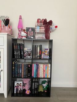 Black 6-Cube Storage Bookshelf