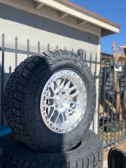 Tundra wheels and tires 17” with 285/70/17