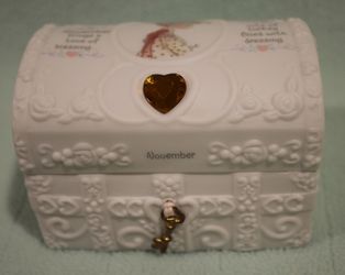 Precious Moments Birthstone Chest | November “Topaz”