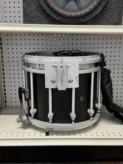 YAMAHA SFZ MARCHING SNARE DRUM USED