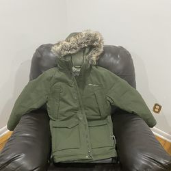 Eddie Bauer Green Winter Jacket with Fur Hood 650 Fill Power-New
