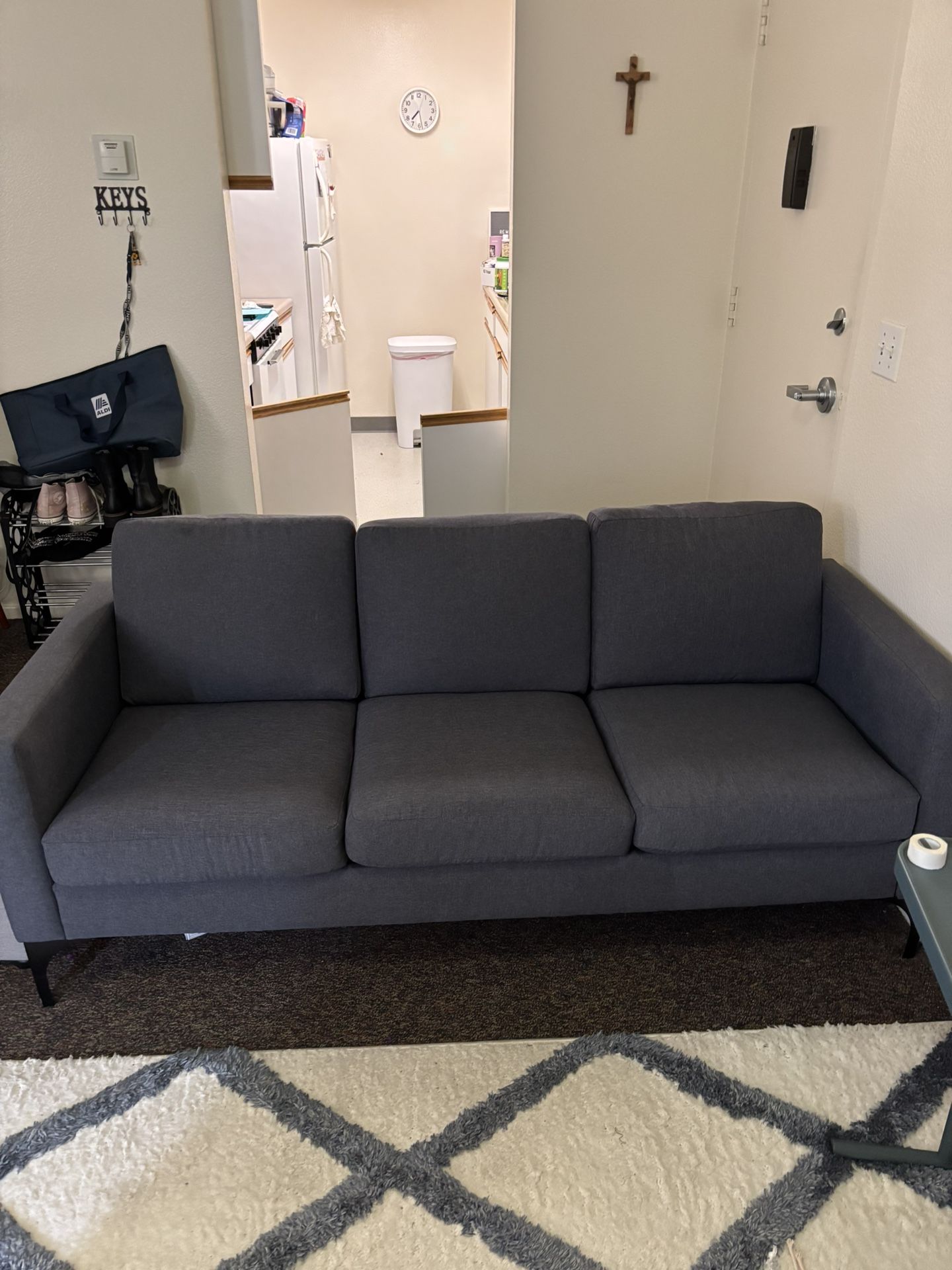 Jerome’s Navy Cosmopolitan Sofa