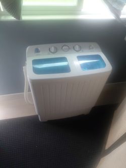Mini washing machine in excellent condition like new