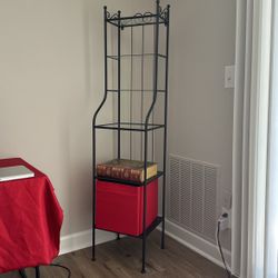 Metal Display