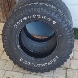 Firestone Tires In Great Shape 255/75/17 