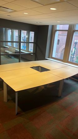 War room table
