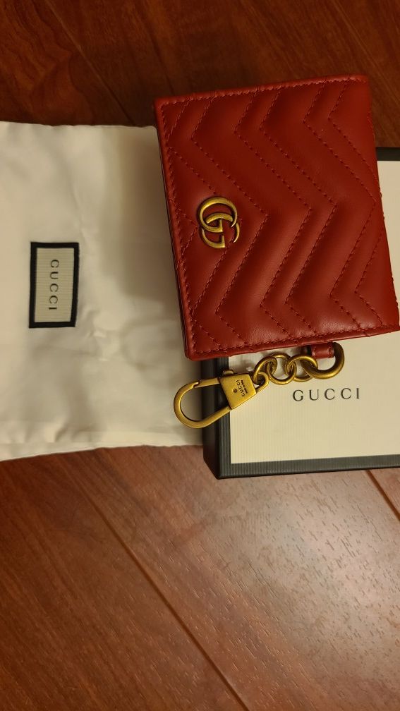 (NEW/Authentic)Gucci card wallet with keychain