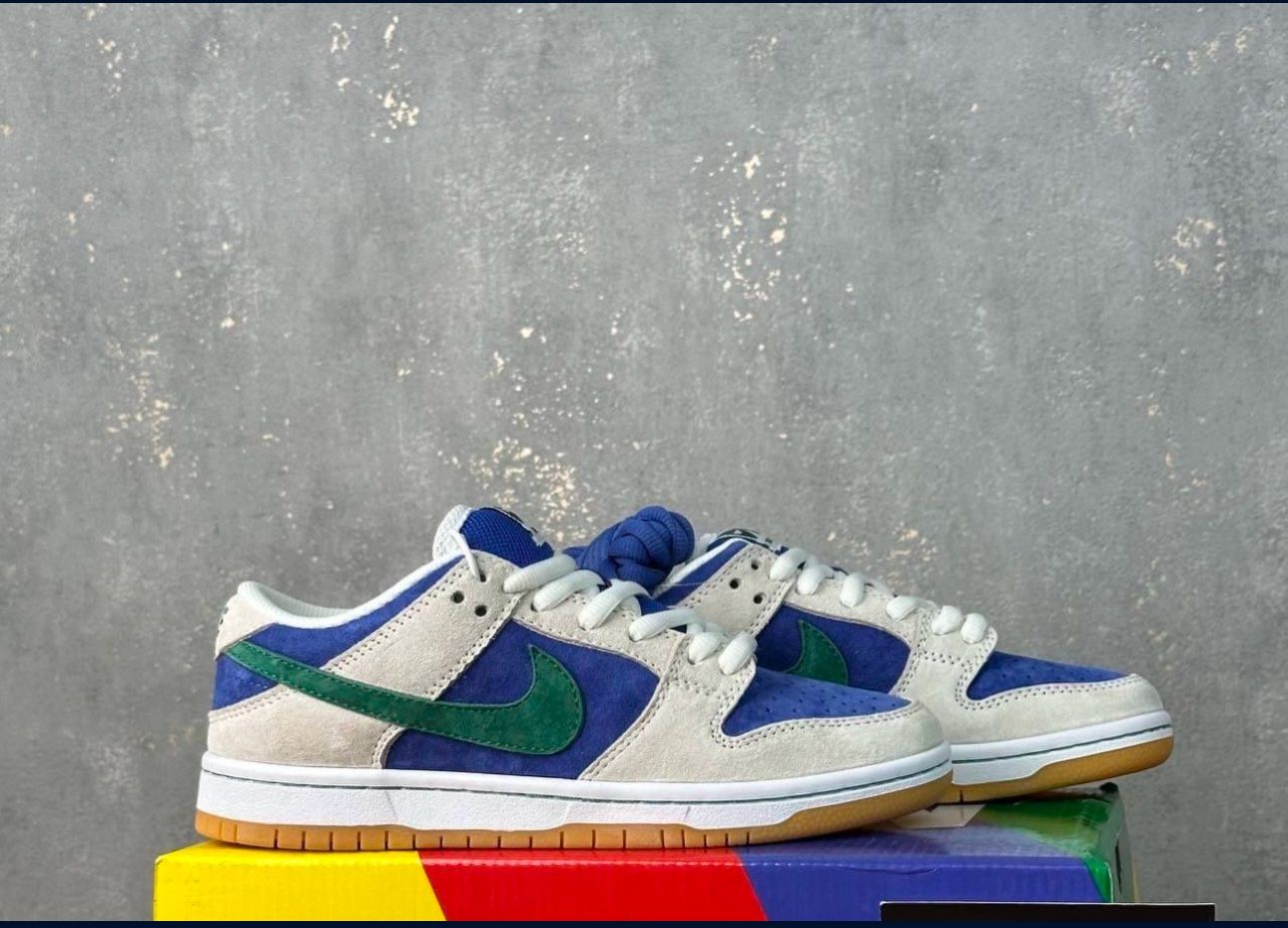 Nike SB Dunk Hyper Royal Size 10 Seahawks Colorway