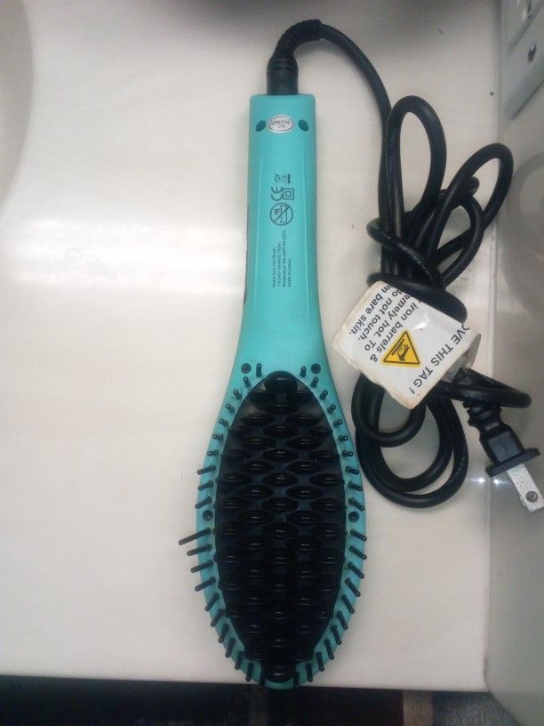 (SA) Straight Ahead Heated Hair Straightening Brush