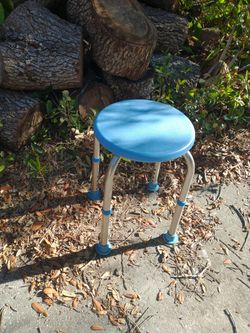 Adjustable Height 12"1/2D Plastic Chair 