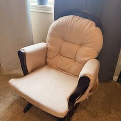 Rocking Glider With Ottoman 