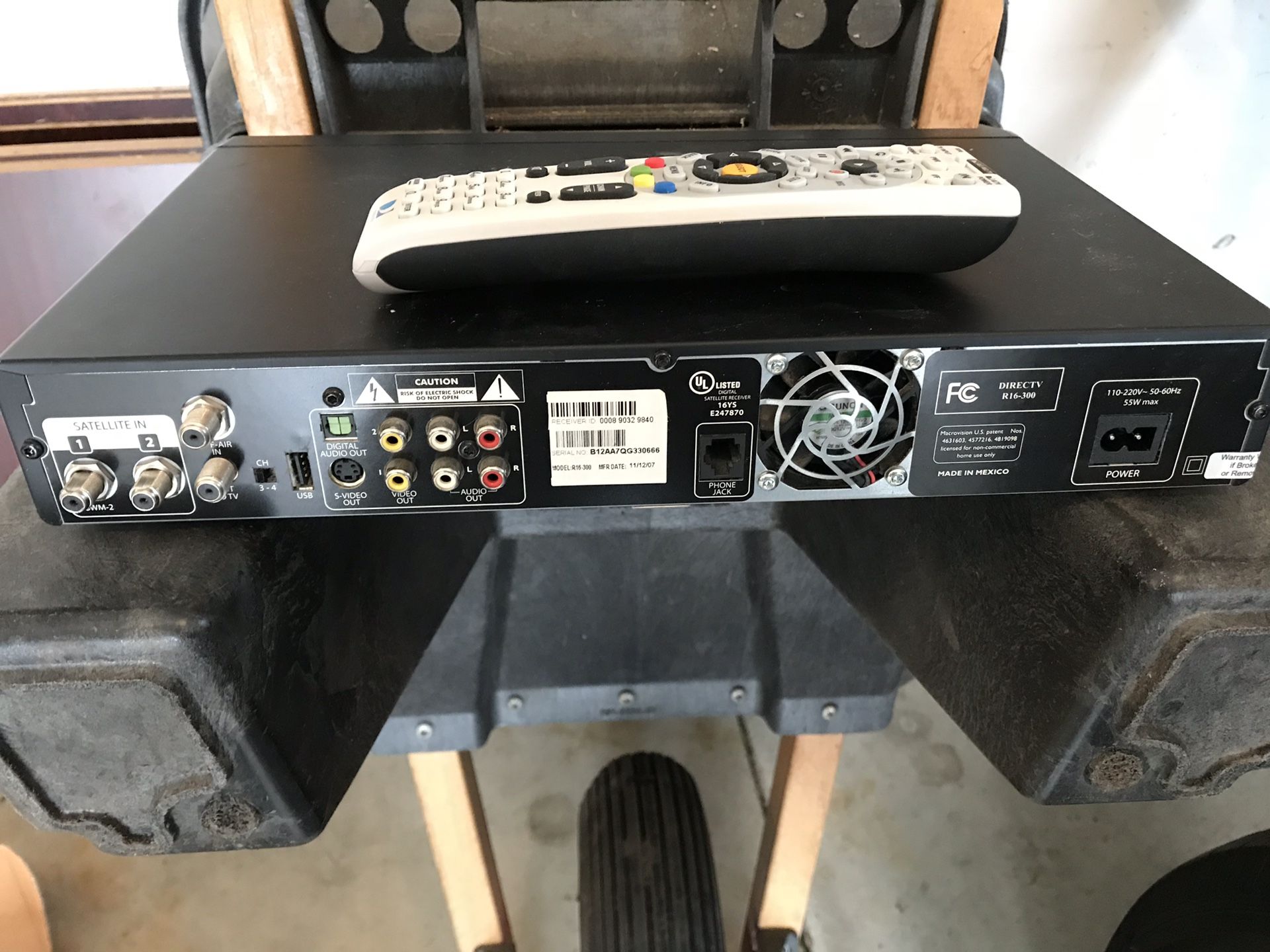 Directv plus DVR model R16-30
