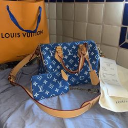 Louis Vuitton Speedy Bandoulière Hand Bag