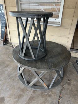 Round Wood Coffee Table and End Table Set