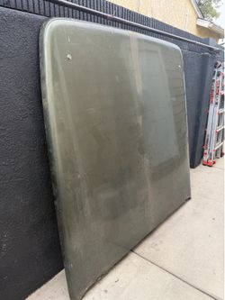 Truck bed cover