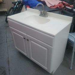 Bathroom Cab