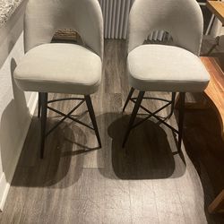 2 swivel counter stools