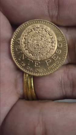 Veinte Peso coin