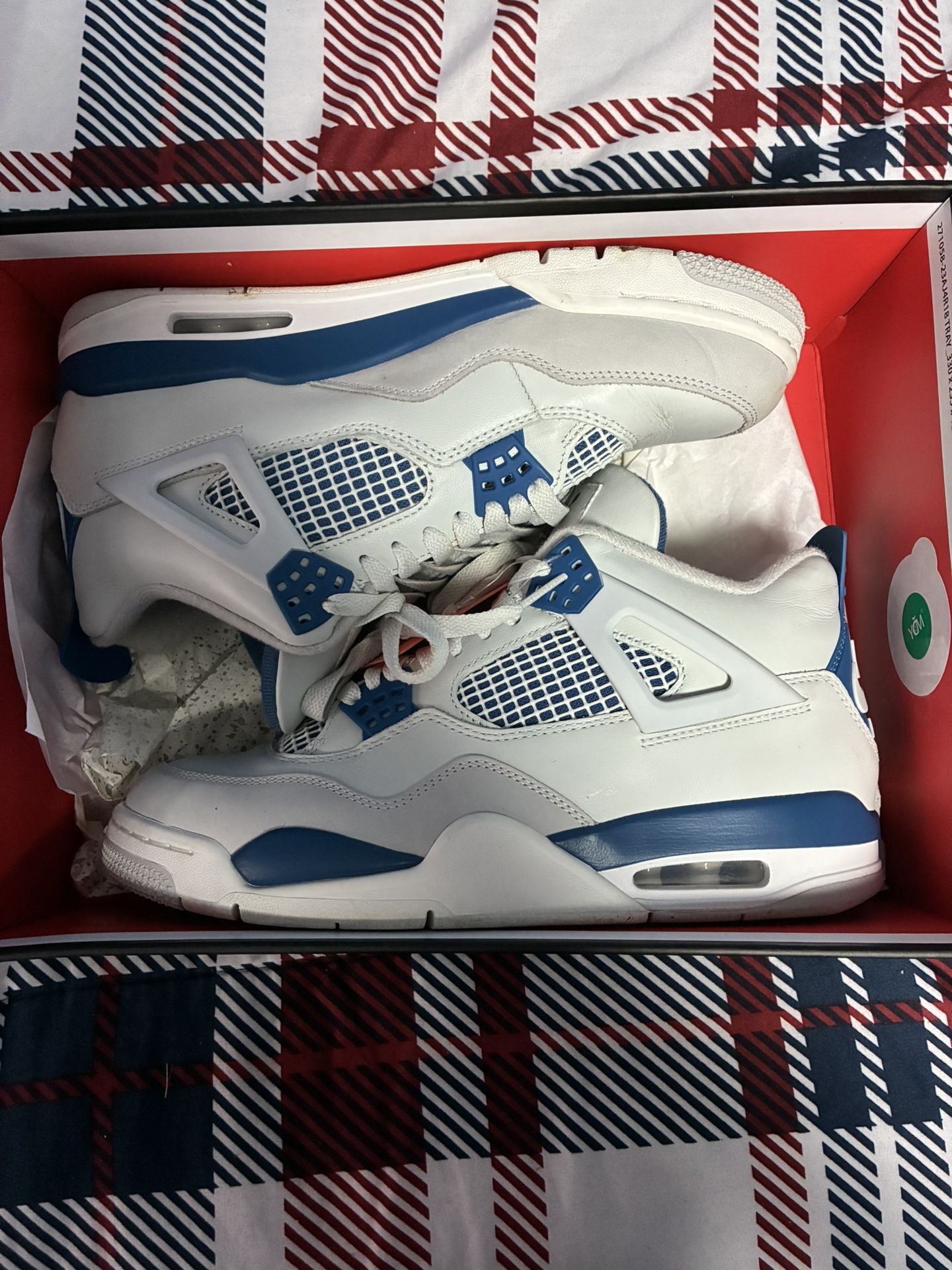 Air Jordan 4 Military Blue Size 8.5