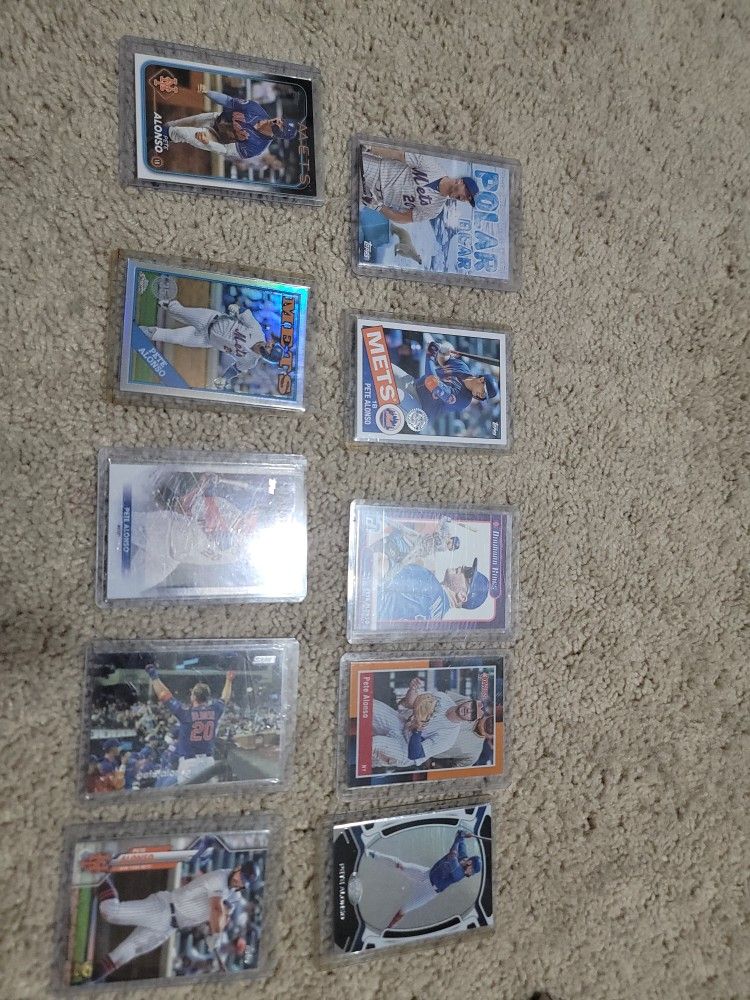 Pete Alonso Bsaeball Card Lot #2