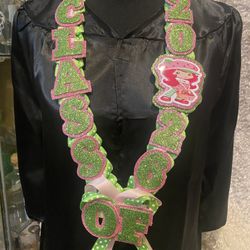 STRAWBERRY SHORTCAKE KIDS GRADUATION LEI