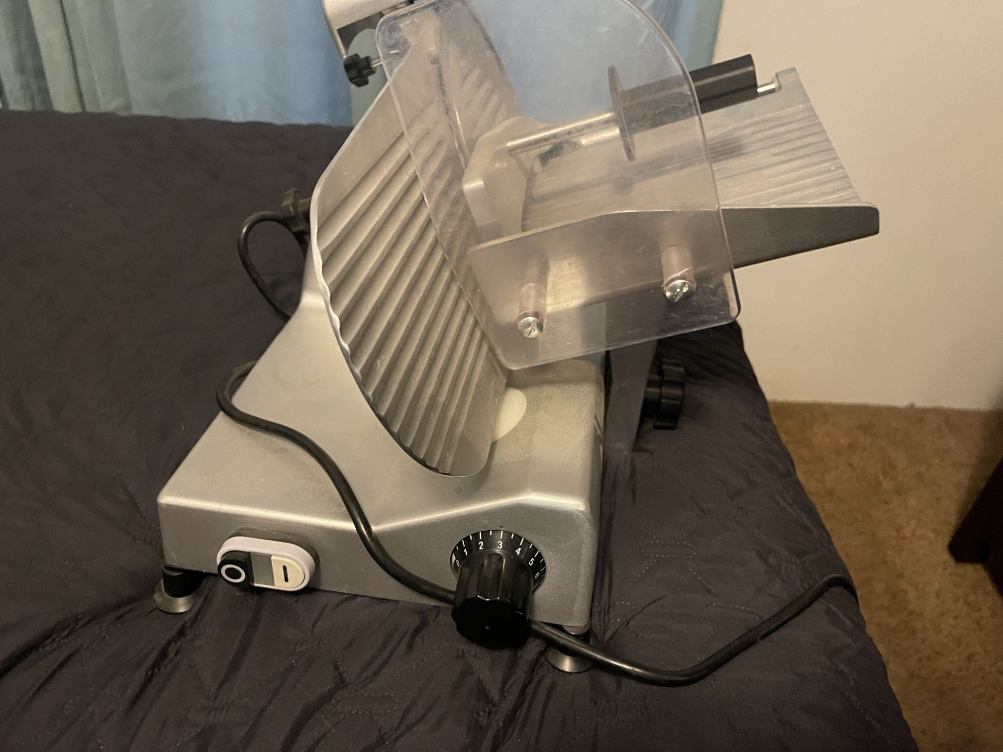 Meat Cutter