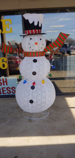 Holiday Living 6ft. Lighted snow man indoor outdoor